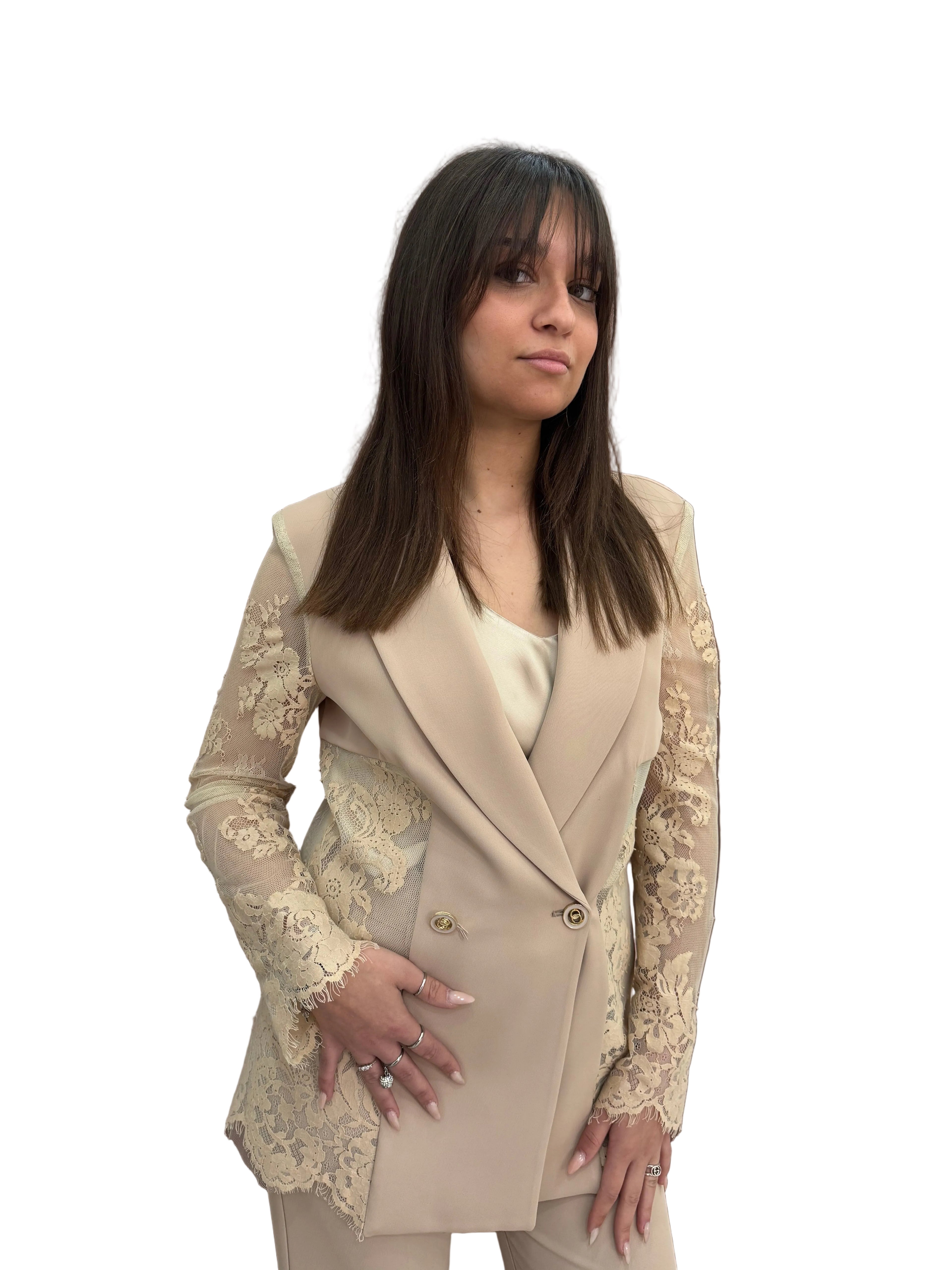 Tailleur sand macrame